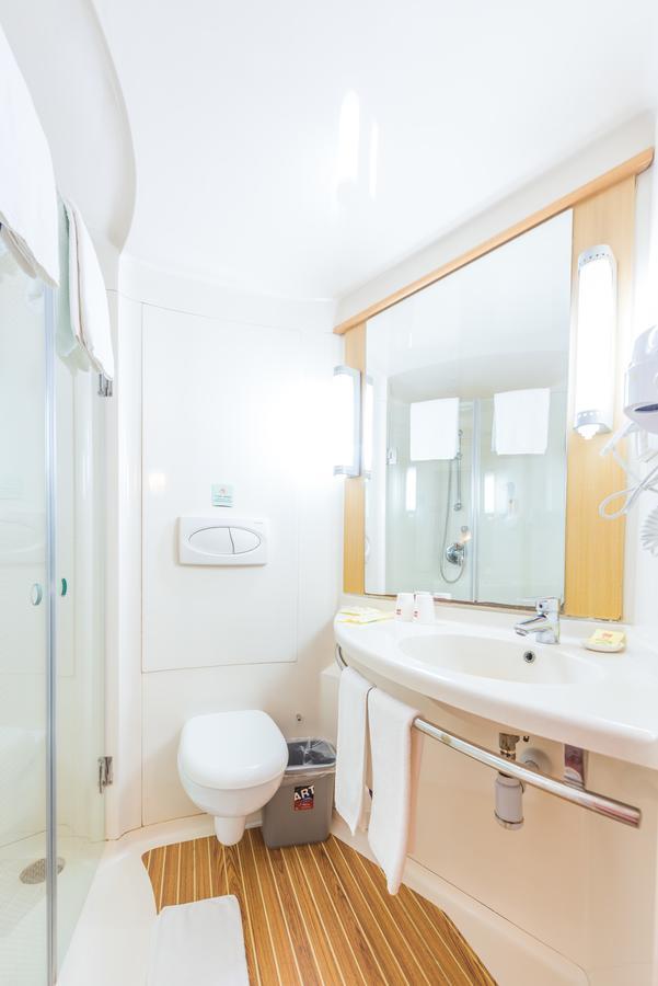 Ibis Shanghai Xujiahui Esterno foto