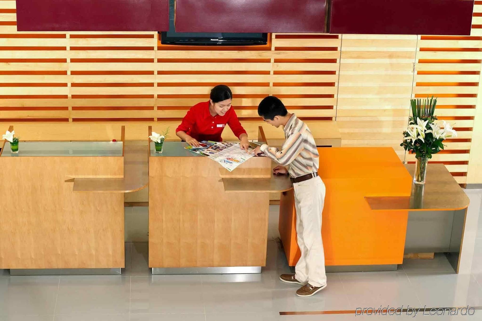 Ibis Shanghai Xujiahui Esterno foto